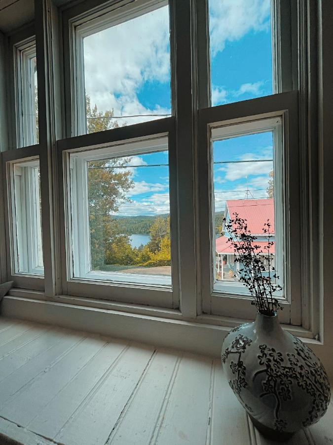 فيلا Chalet Centenaire Mauricie Saint Roch de Mekinac المظهر الخارجي الصورة