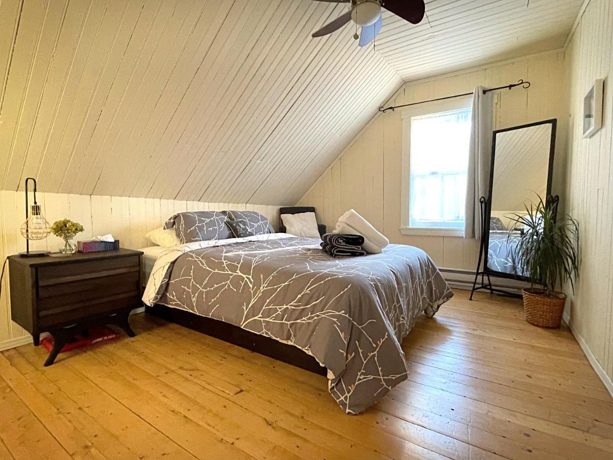 فيلا Chalet Centenaire Mauricie Saint Roch de Mekinac المظهر الخارجي الصورة